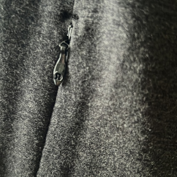 Lululemon Twisted and Tucked Long sleeve gray pullover drawstring sweatshirt 4 - Picture 10 of 11